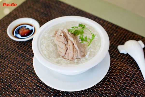 Óc heo thường được dùng trong Đông y để bổ não. (Ảnh: Pasgo)